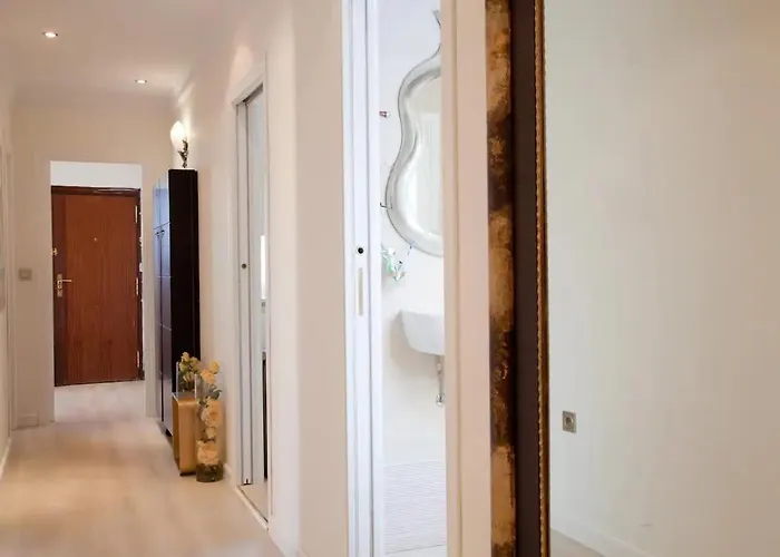 Centro Shared Bathroom Wifi Santander