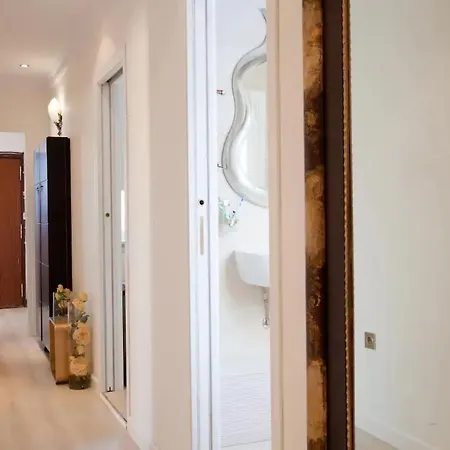 Room Centro Shared Bathroom Wifi Santander